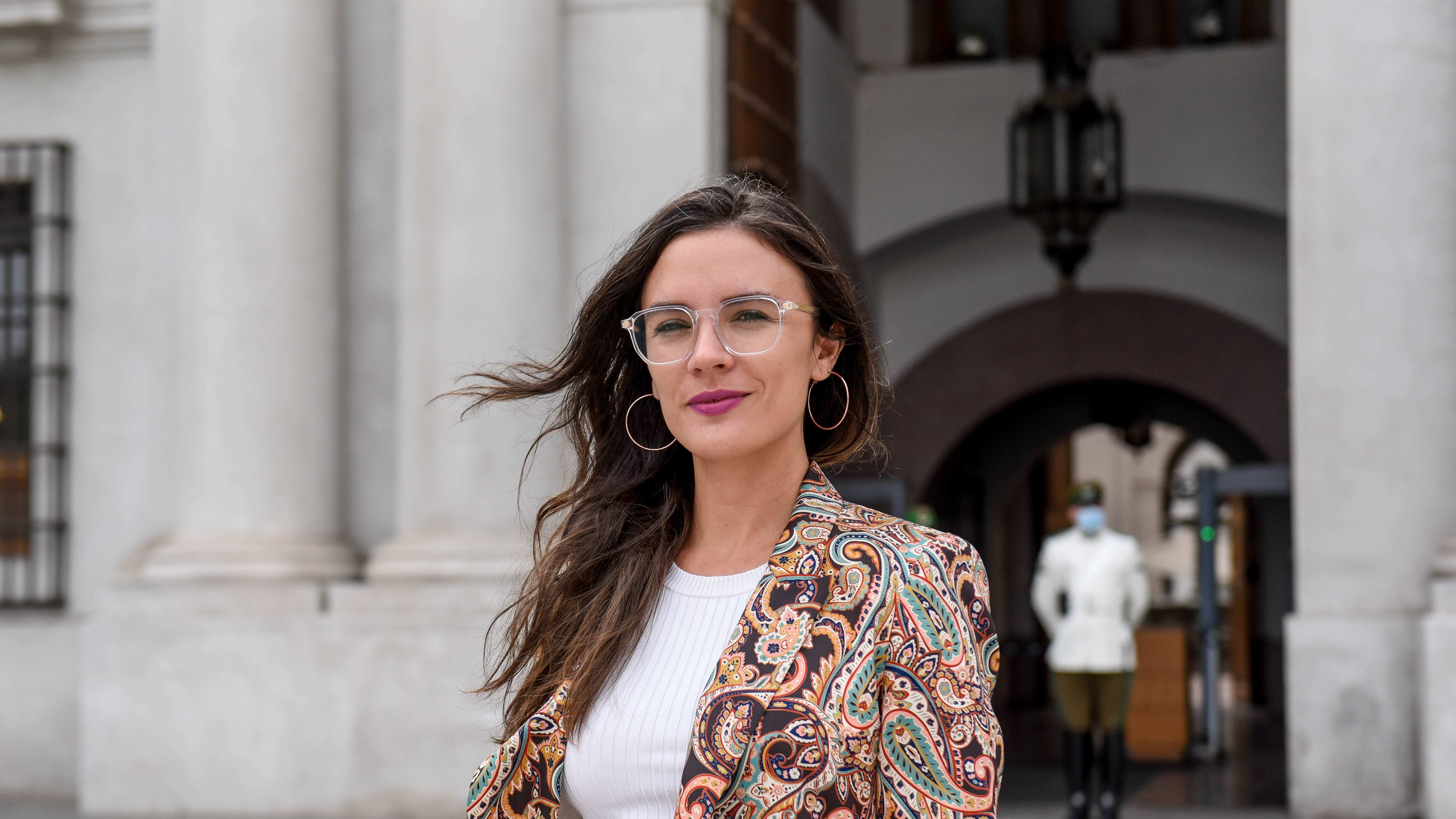 La ministra secretaria general de gobierno, Camila Vallejo, en La Moneda. / SEGEGOB