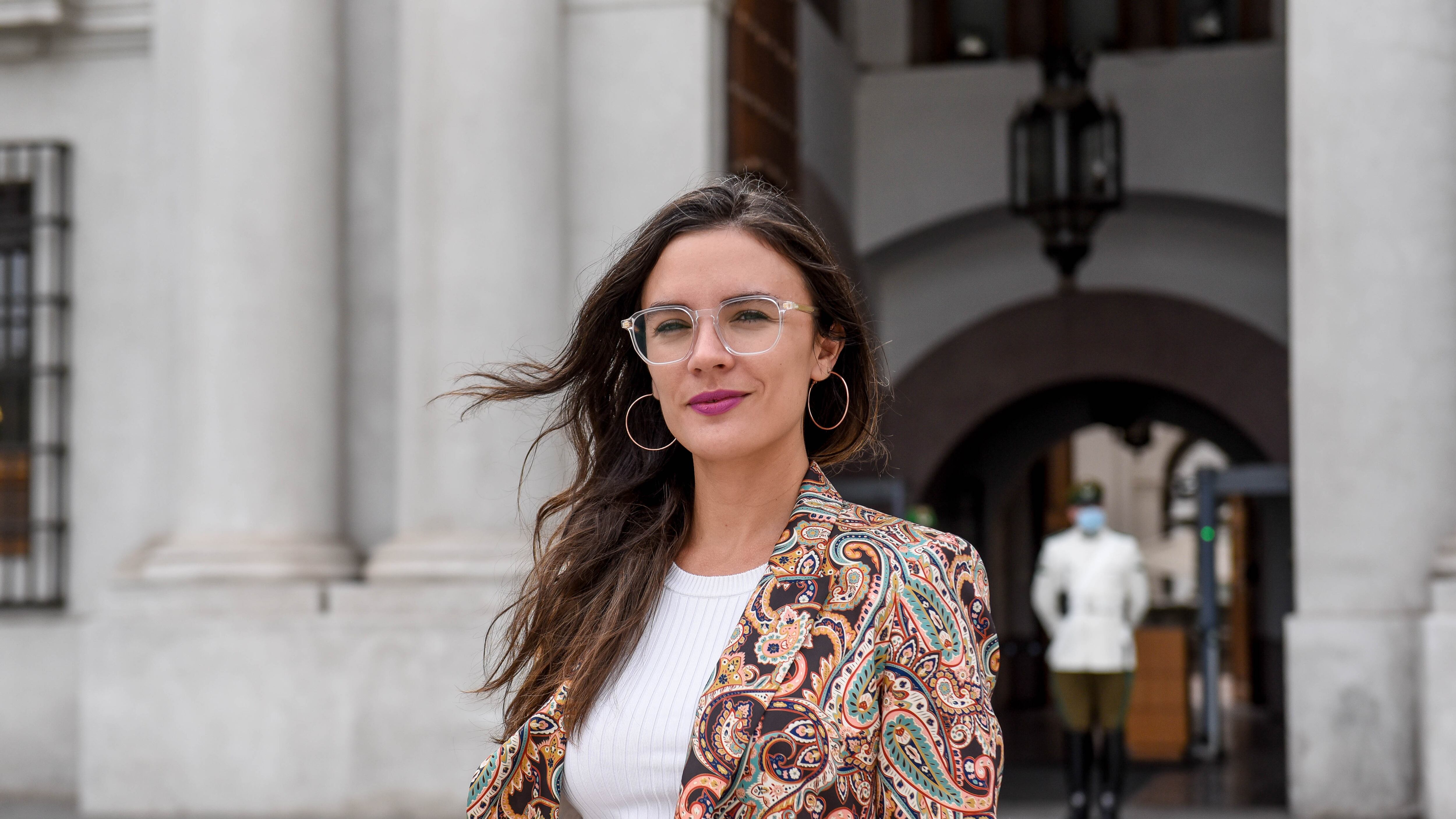 La ministra secretaria general de gobierno, Camila Vallejo, en La Moneda. / SEGEGOB