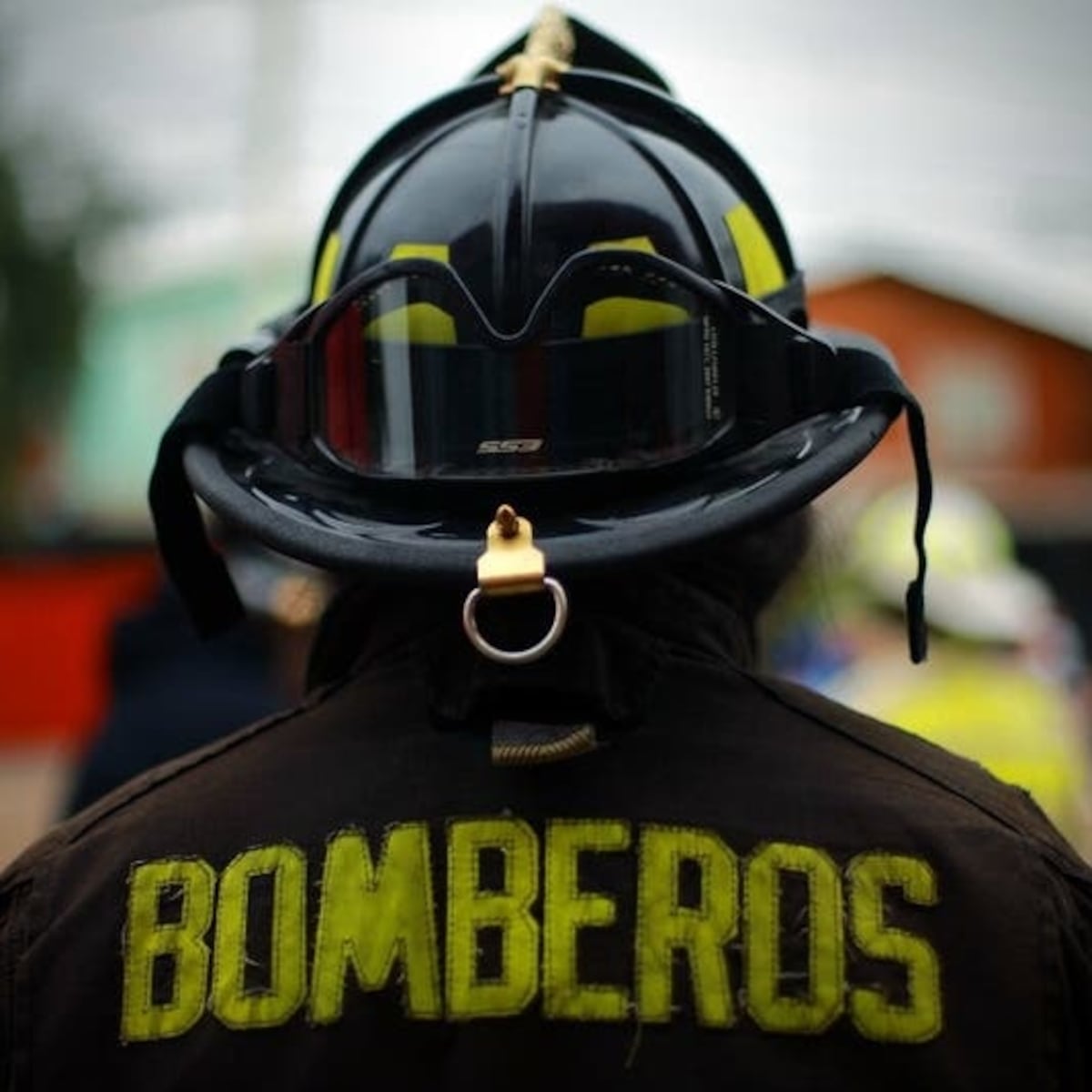 Incendio en Estación Central moviliza a Bomberos por riesgo de propagación Incendio en Estación Central moviliza a Bomberos por riesgo de propagación