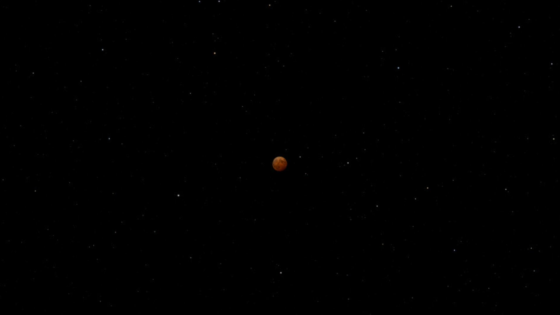 Eclipse lunar total de marzo de 2025