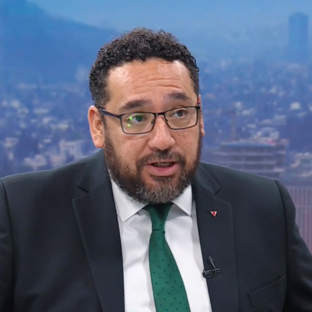 Ministro Nicolás Cataldo rechaza unirse a campaña de Jeannette Jara Ministro Nicolás Cataldo rechaza unirse a campaña de Jeannette Jara