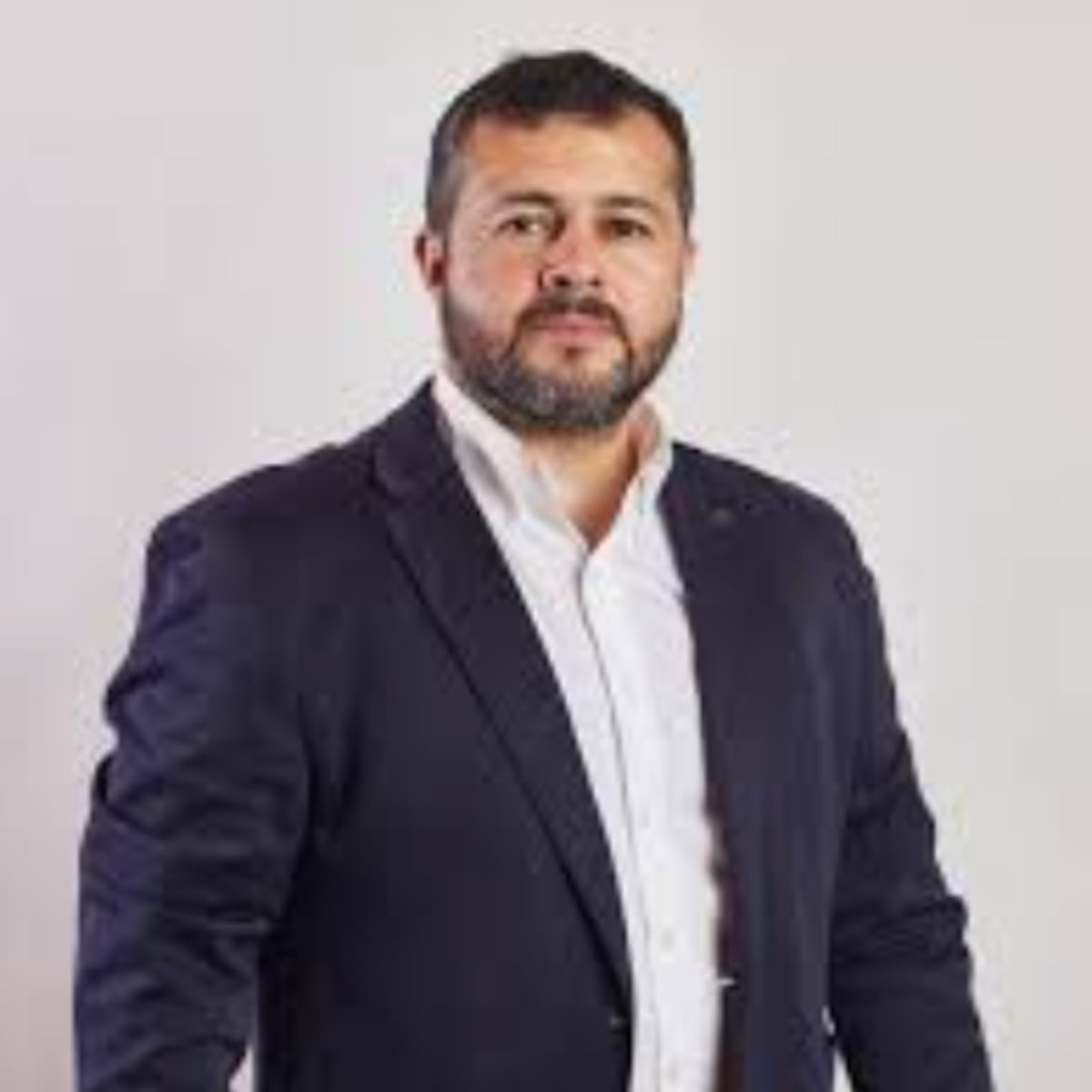 Alcalde de Melipeuco le hizo piropo a pareja de funcionario Alcalde de Melipeuco le hizo piropo a pareja de funcionario