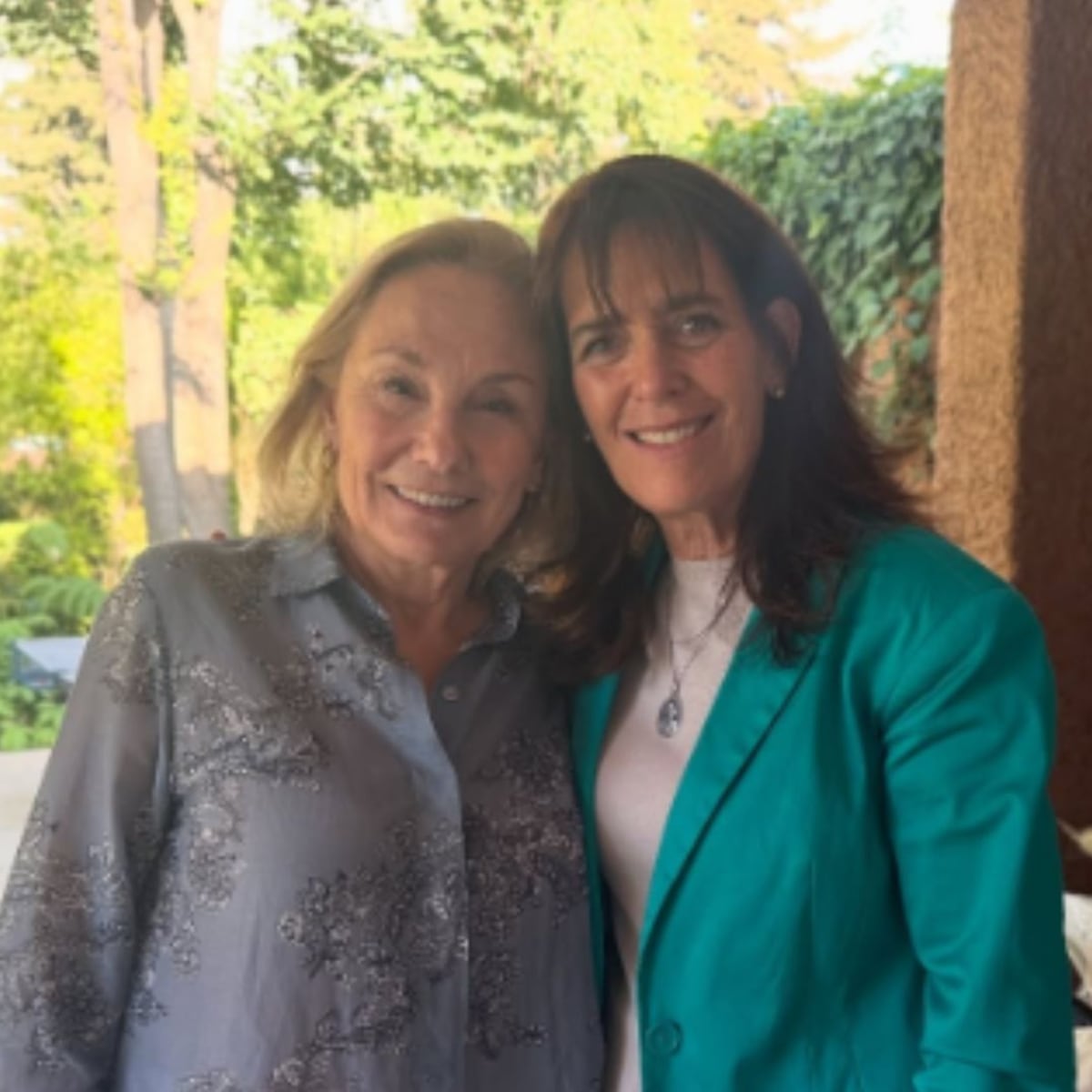 Pía Adriasola agradece a ex Primeras Damas por apoyo previo a asumir rol en La Moneda Pía Adriasola agradece a ex Primeras Damas por apoyo previo a asumir rol en La Moneda