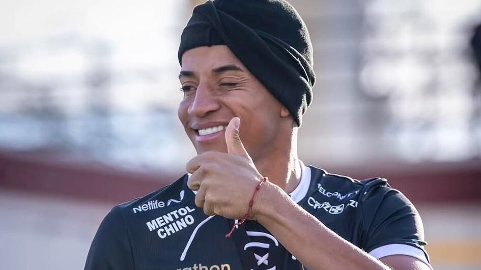 El futbolista reaccionó en sus redes sociales luego del empate de Chile y Ecuador por las clasificatorias.