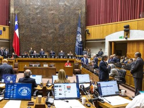 Revés legislativo en el Senado: Rechazan alzamiento del secreto bancario tras empate y clave ausencia de parlamentarios