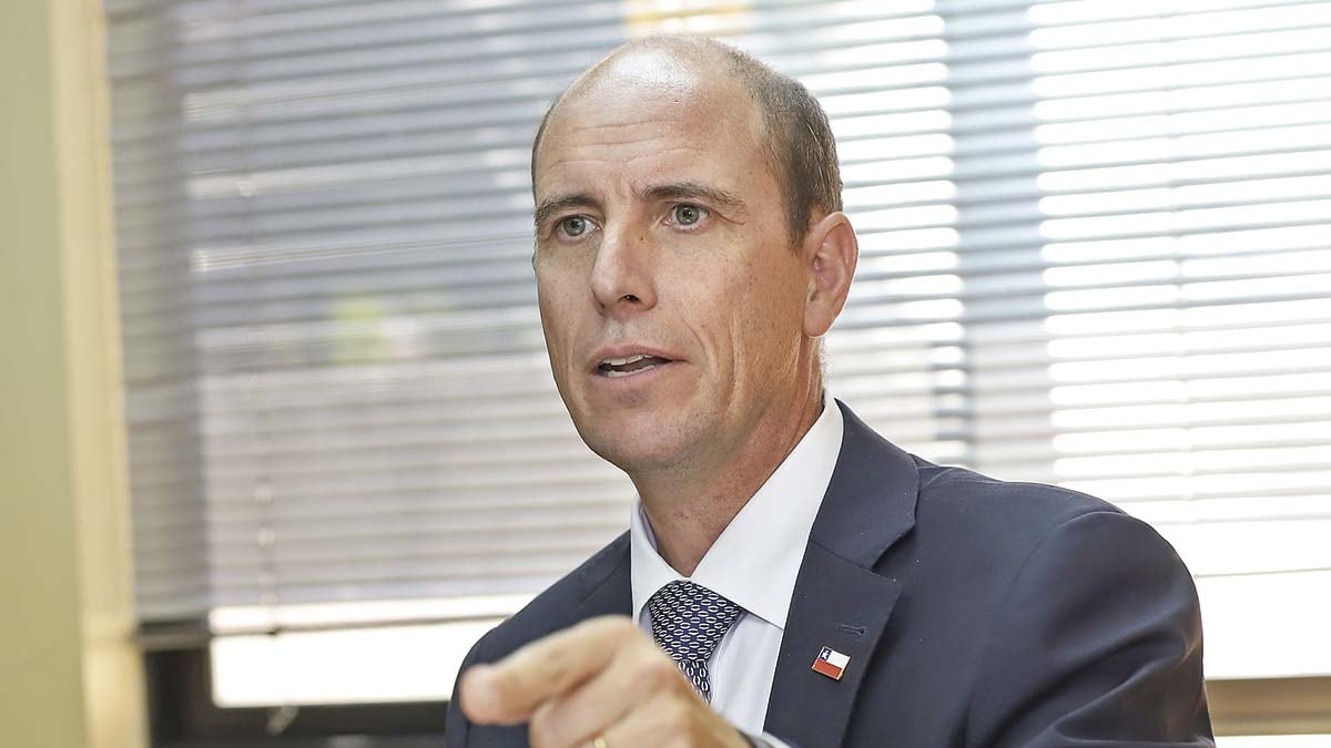 Ministro Arrau defiende salida de subsecretarios y apunta a cambios en la gestión: “Se requieren perfiles diferentes”