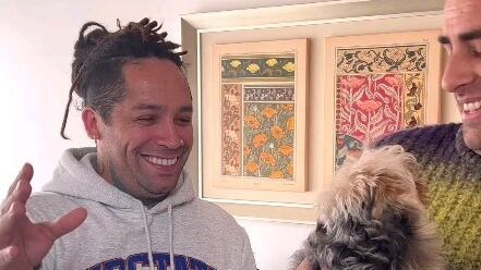 El humorista fue operado de una cuerda vocal, cirugía que lo tiene preocupado de perder su característico tono de voz nasal.