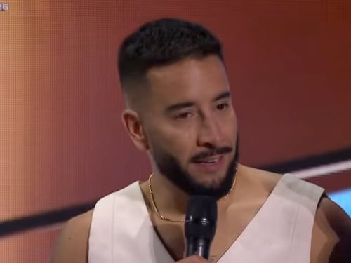 Pastor Rocha se sale de personaje y hace fuerte crítica religiosa tras recibir sus gaviotas: “Me cansé de que se utilice a Dios como un arma”