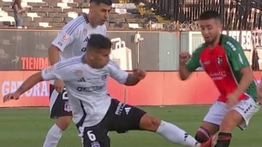 El defensor zurdo de los albos insistió en que su infracción a Martínez no ameritaba una tarjeta roja.