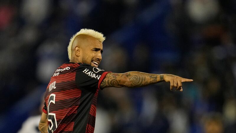 Arturo Vidal enfrenta denuncia tras paso por el Flamengo: revelan la gran deuda que tendría el jugador en Brasil