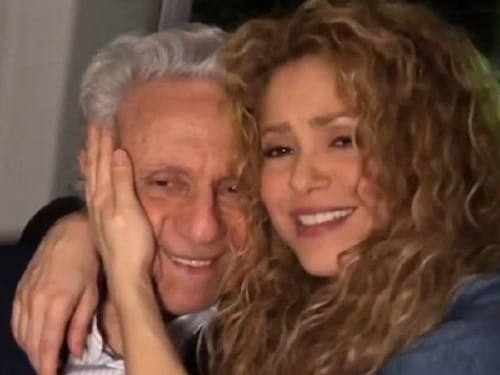 Shakira llegó de emergencia a Barranquilla: salud de su padre se estaría complicando cada vez más