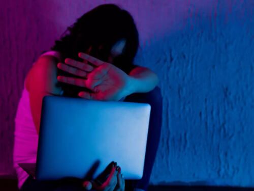 “Sextorsión”: El nuevo peligro de internet, crean imágenes y videos sexuales con IA