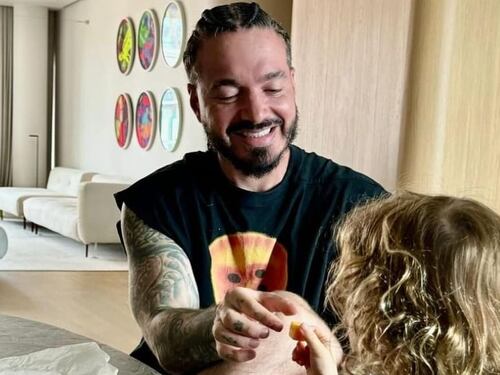 Con emotivas fotografías, J Balvin celebró el cumpleaños número 3 de su hijo Río