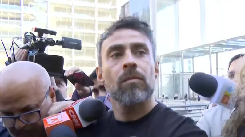 Jorge Valdivia llegando al Centro de Justicia | Captura: Contigo en la mañana