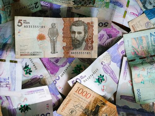 La hoja que debe guardar en su billetera para atraer dinero y prosperidad