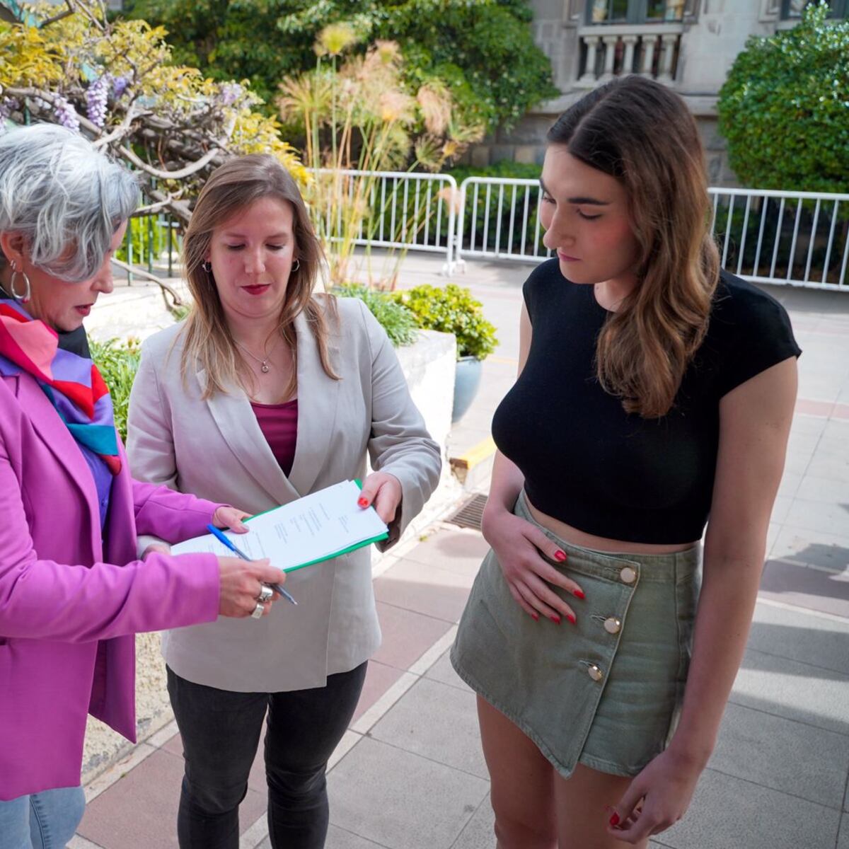 Concejala oficialista pide a Matthei esclarecer relación con Universidad San Sebastián Concejala oficialista pide a Matthei esclarecer relación con Universidad San Sebastián