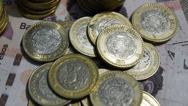 TOLUCA, ESTADO DE MÉXICO, 12NOVIEMBRE2020.-  Aspectos de monedas y billetes. FOTO: CRISANTA ESPINOSA AGUILAR /CUARTOSCURO.COM