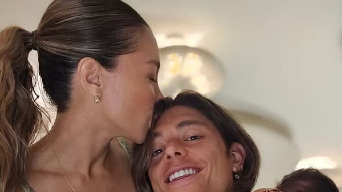 “Un pequeño latido comenzó a sonar”: Sabrina Sosa y Joaquín Montecinos anunciaron que esperan un bebé.