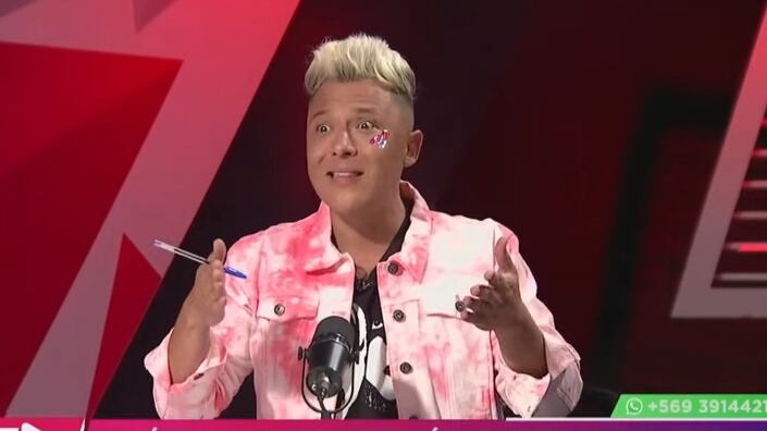 El panelista del programa farandulero no tuvo reparos en aconsejar a su compañera del panel luego de conocerse de las cautelares de arresto domiciliario total y arraigo nacional que le aplicó el tribunal en el caso de fraude al fisco por más de 30 mil millones de pesos y falsificación de documento público en su contra.