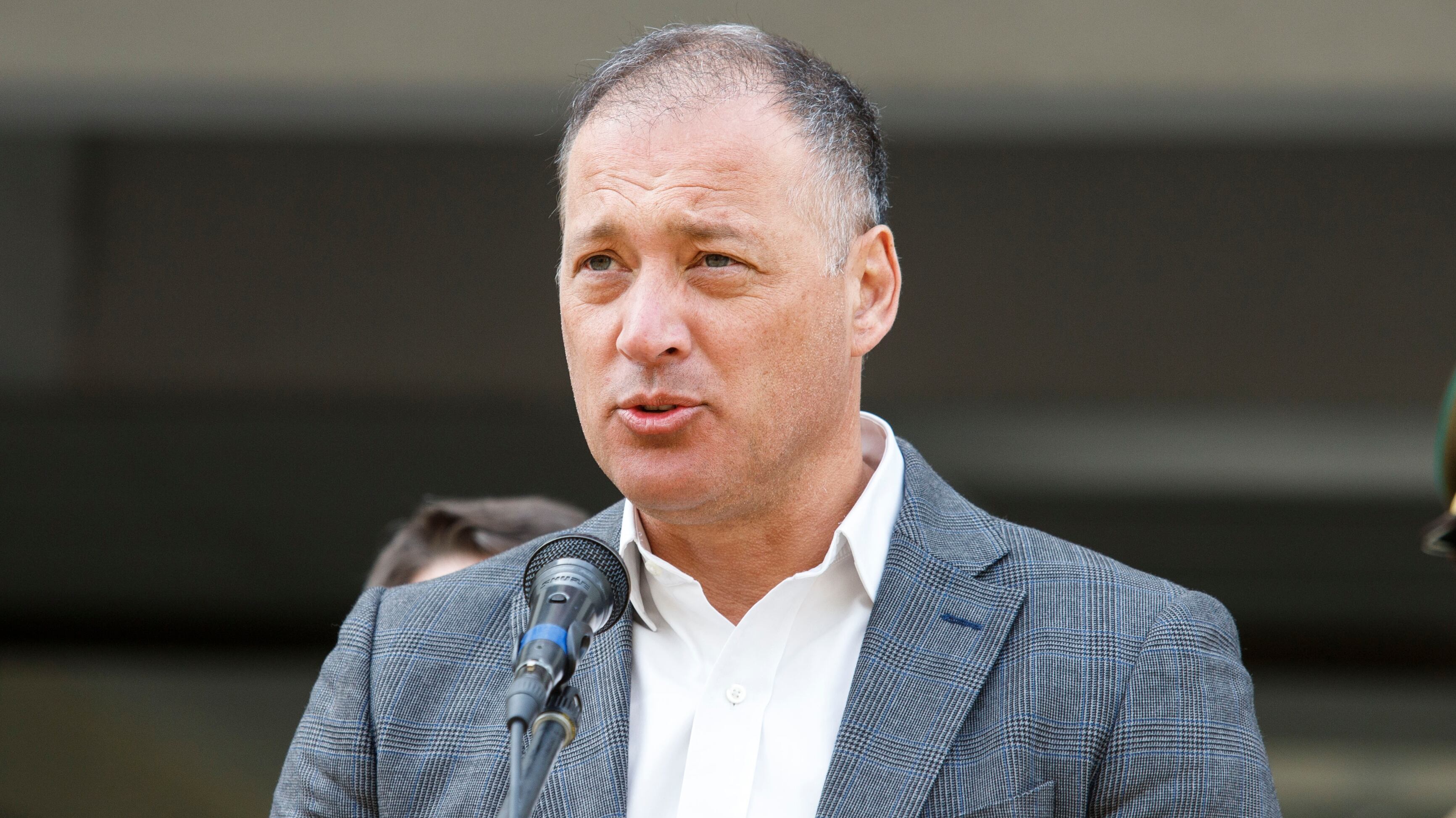 El presidente de la Cámara de Diputados fue uno de los parlamentarios denunciados en reportaje de Mega por sus frecuentes viajes al extranjero utilizando mecanismos similares al del caso licencias médicas.