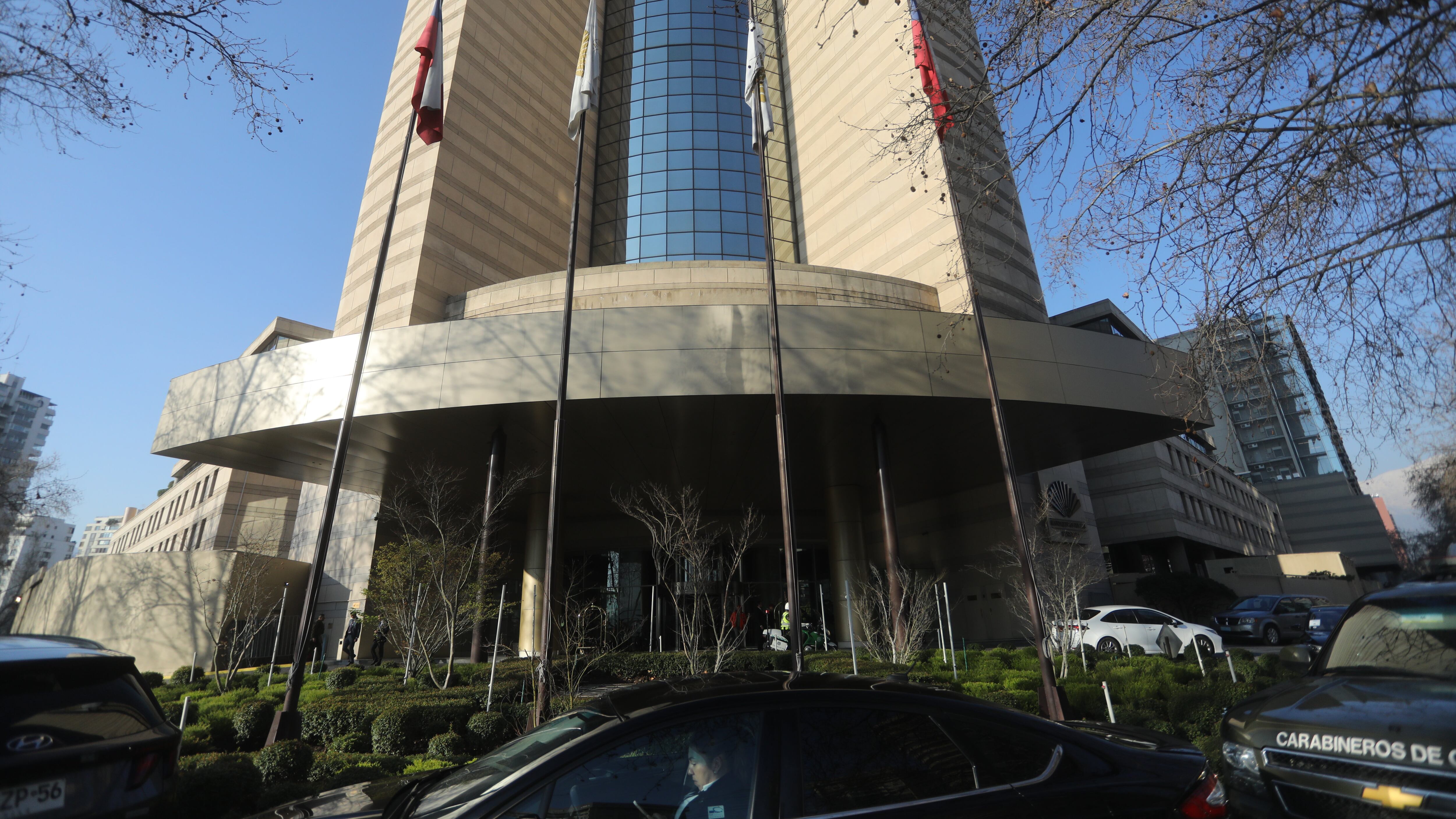 Javier Milei estuvo en una reunión empresarial en este hotel de Las Condes. / AGENCIAUNO