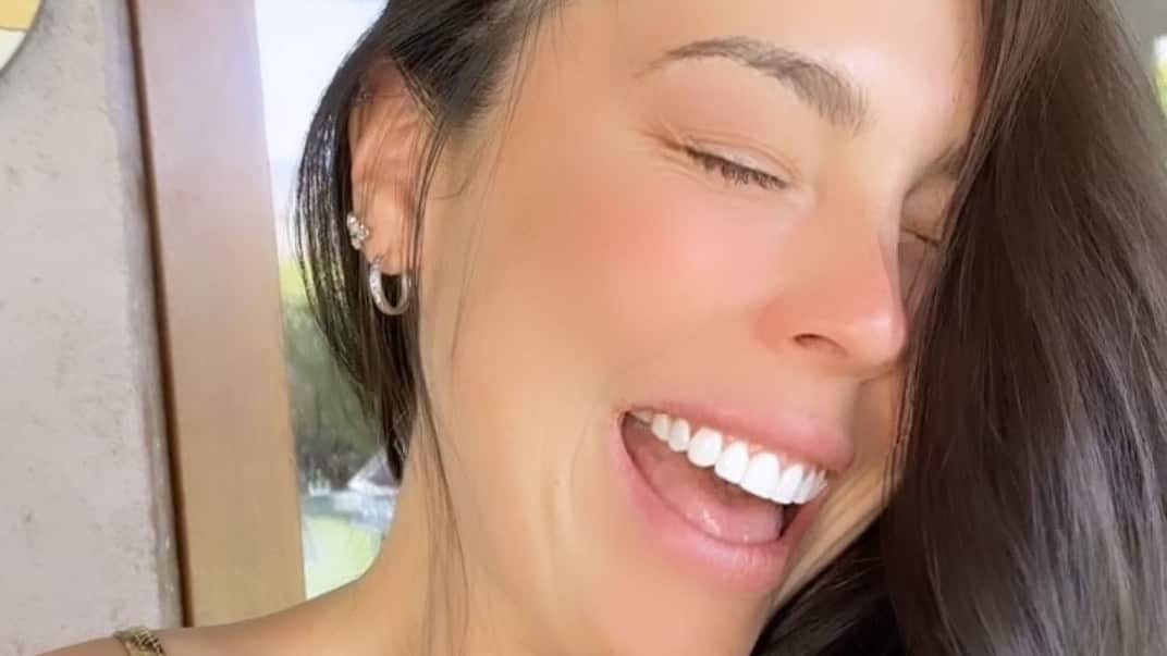 La panelista de "Zona de estrellas" se defendió de las críticas a su viaje familiar a Miami, junto a Jorge Valdivia, en sus redes sociales.