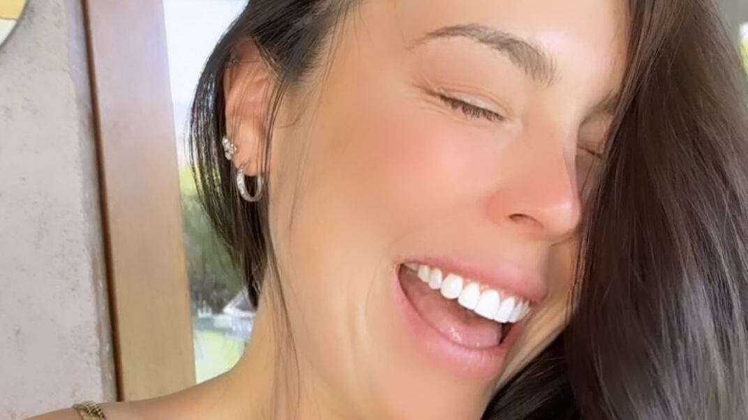 La panelista de "Zona de estrellas" se defendió de las críticas a su viaje familiar a Miami, junto a Jorge Valdivia, en sus redes sociales.