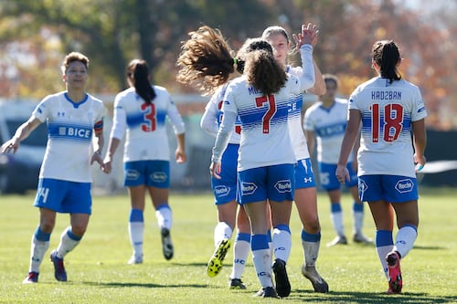 La UC no para: equipo femenino goleó a Cobresal y sigue con su buena racha en el campeonato
