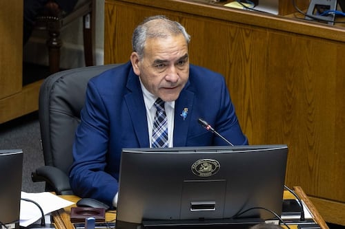 Fidel Espinoza acusa intencionalidad en incendio que afectó a propiedad de su familia en Puerto Montt: “Confiamos en el trabajo de las policías”