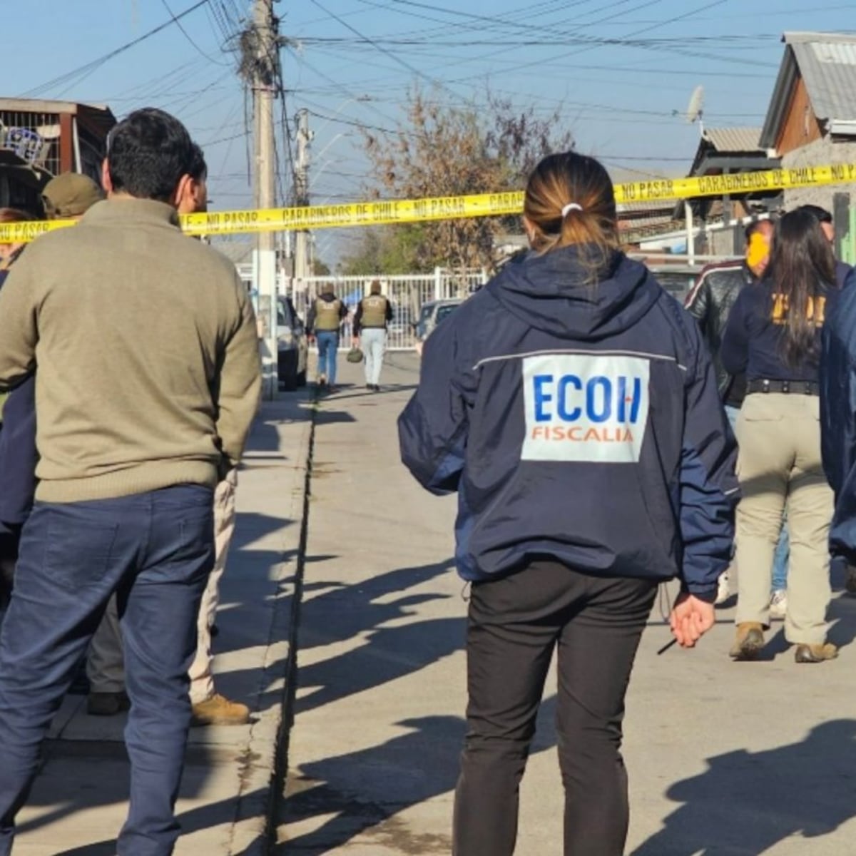 Asesinato en Lo Espejo: Sujeto de 20 años muere a tiros, hermano de 14 herido Asesinato en Lo Espejo: Sujeto de 20 años muere a tiros, hermano de 14 herido