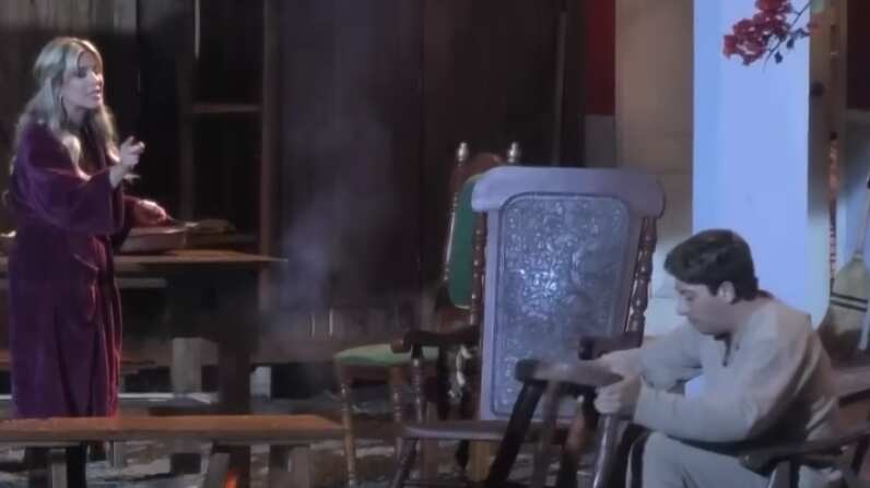 Oriana Marzoli y Botota Fox | Captura: Ganar o servir de Canal 13