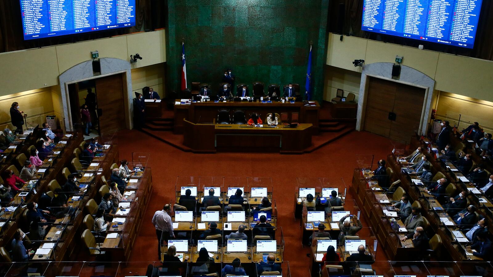 La prueba será realizada a diputados en Chile.