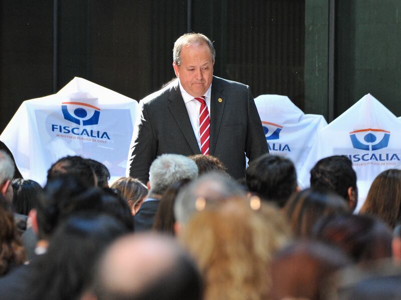 Caso Audio: acogen a trámite querella contra fiscal nacional por reunión con Chadwick y Hermosilla