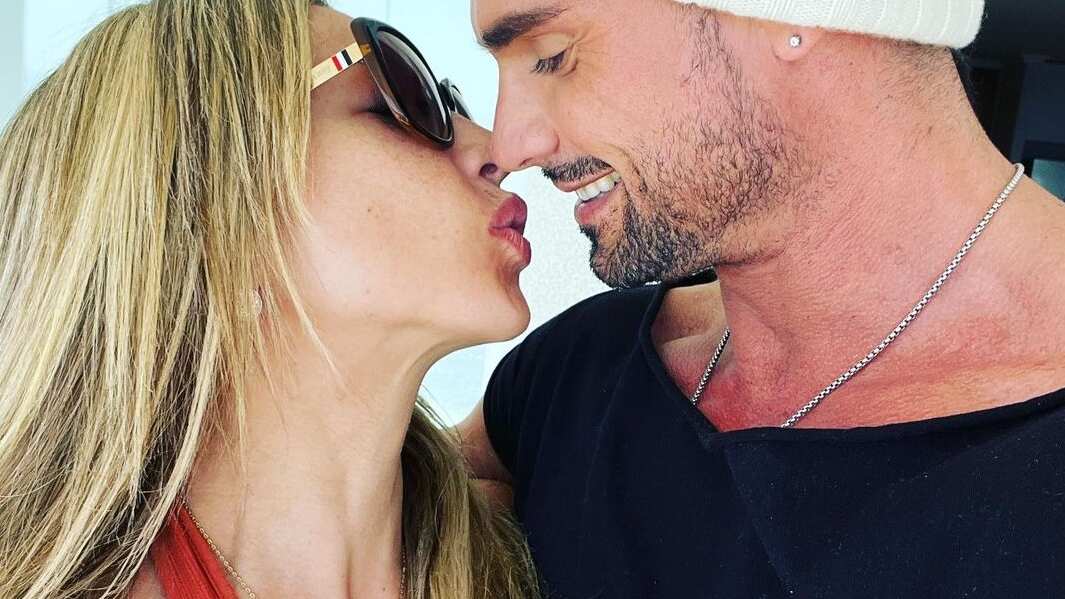 La pareja confirmó su relación amorosa este jueves en entrevista con lun.com.