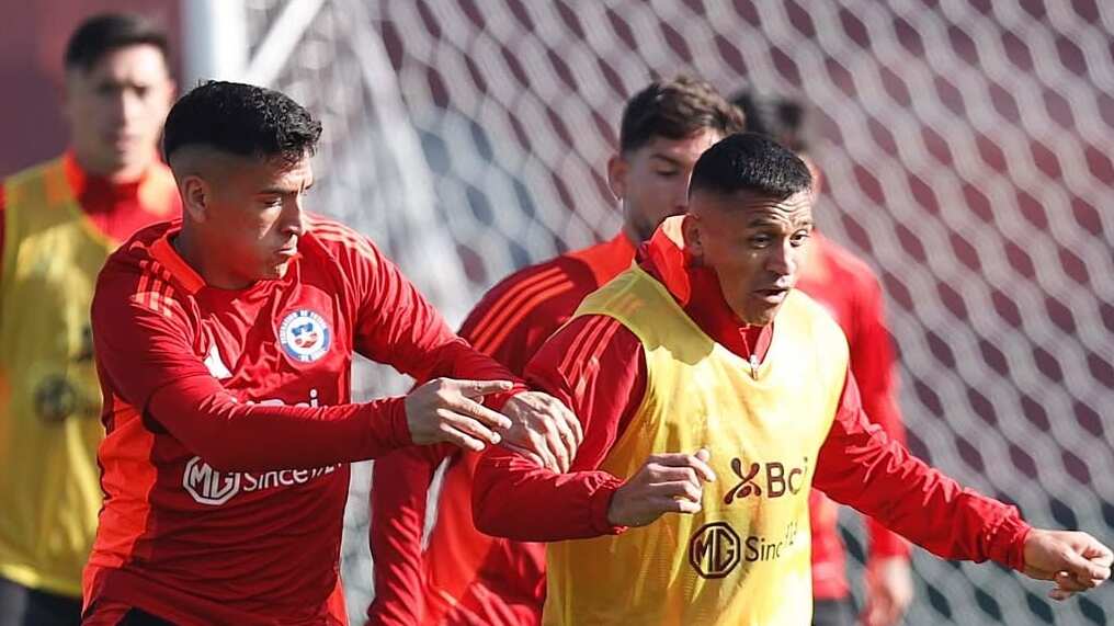 El técnico Ricardo Gareca realizaría variadas modificaciones para enfrentar este martes al seleccionado boliviano en la altura de La Paz.