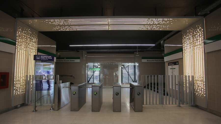 La estación Pedrero del Metro fue cerrada