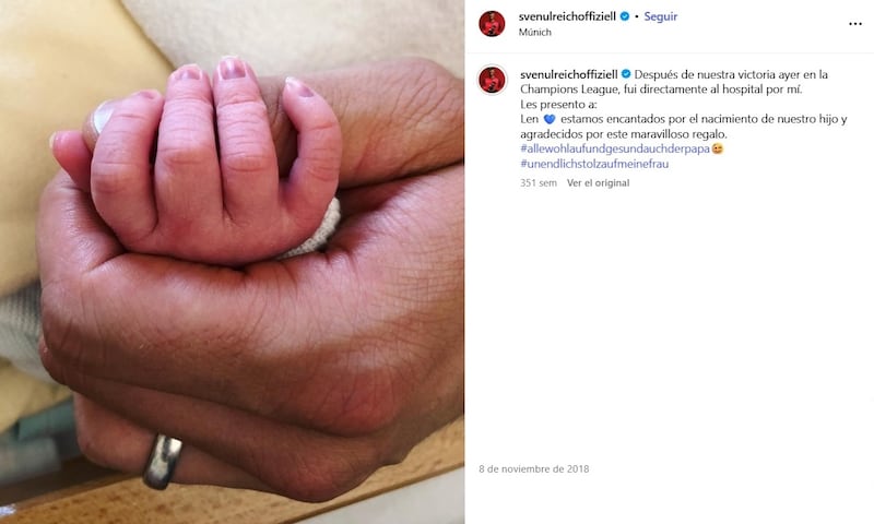 El arquero de Bayern Múnich confirmó en sus redes sociales la muerte de su hijo de seis años.