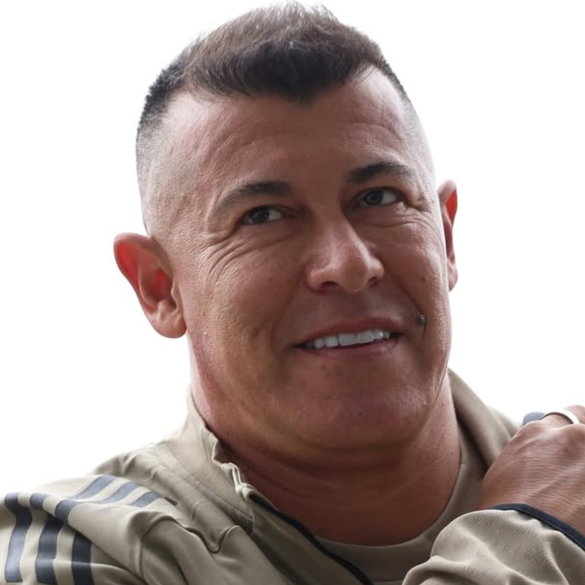 Jorge Almirón deja de ser entrenador de Colo Colo Jorge Almirón deja de ser entrenador de Colo Colo