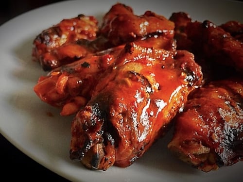 ¿Qué es lo que más comen en Estados Unidos para el Super Bowl? Alitas de pollos, pizzas y nachos compiten por el “título”