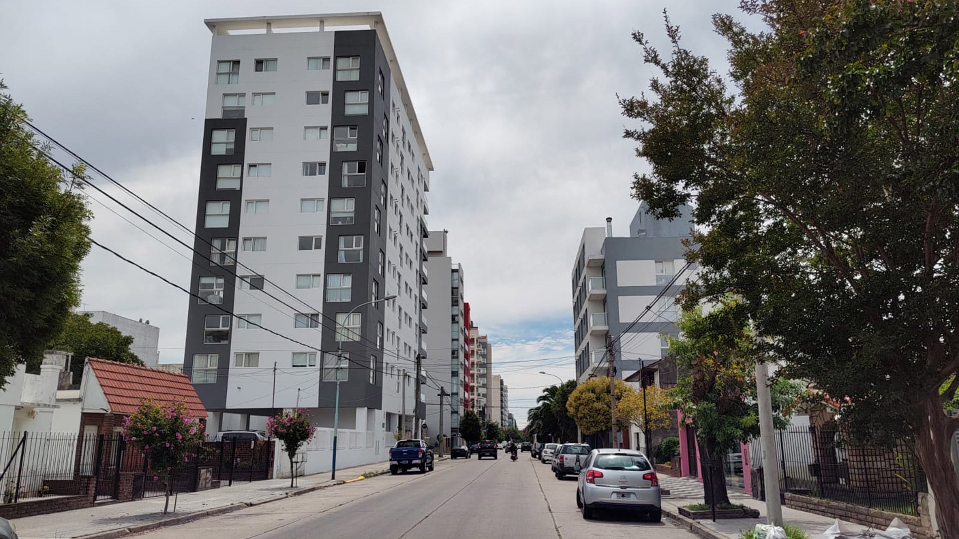 La entrega de créditos hipotecarios cayó un 14% en el último año: ¿Los compradores están modificando su estrategia de compra?