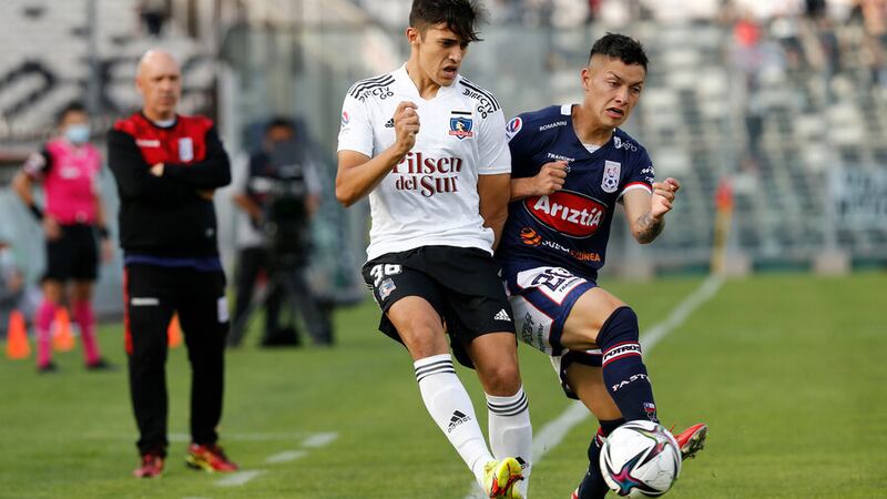 “Feliz de volver y por fin cumplir mi sueño”: Cristián Zavala celebra su fichaje en Colo Colo con fotos del recuerdo