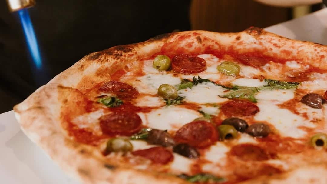 Seis pizzerías chilenas fueron clasificadas entre las 50 mejores de Latinoamérica del prestigioso ranking culinario.