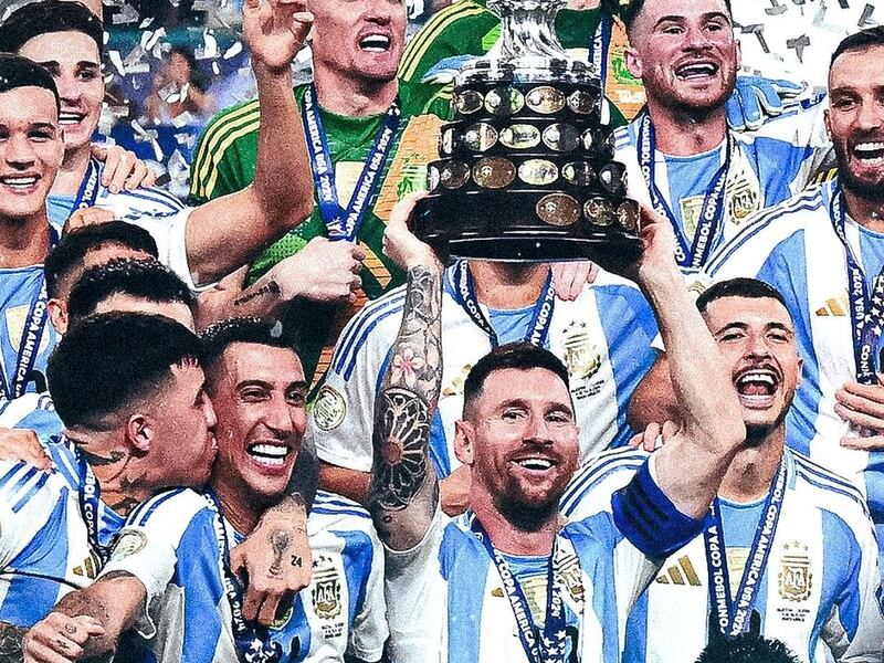 Gobierno argentino por cánticos racistas de su selección contra Francia: pide a Messi disculparse porque “nos dejan mal parados como país”