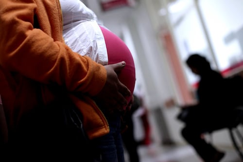 Más del 80% de los casos de aborto en niñas y adolescentes son por violación