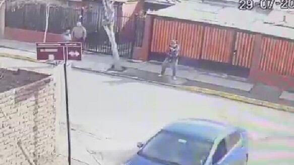 Disparan a delincuentes