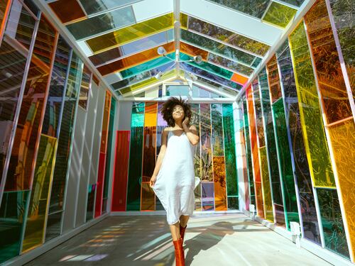 Escoge el color adecuado para vestir el último día del año