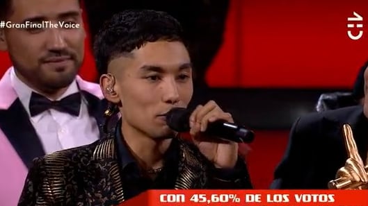 El curicano Pablo Rojas ganó este miércoles la final de "The Voice Chile" de CHV.