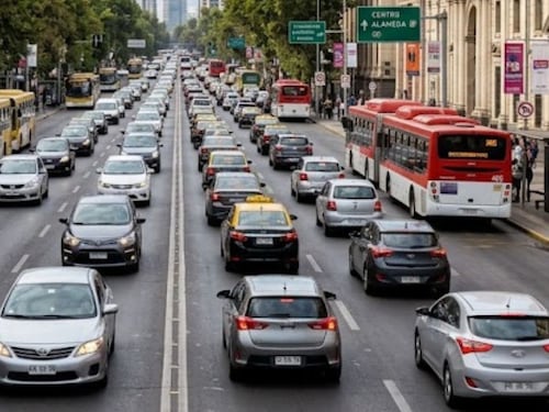 Restricción vehicular este viernes 29 de mayo: Conoce los dígitos prohibidos para circular en Santiago