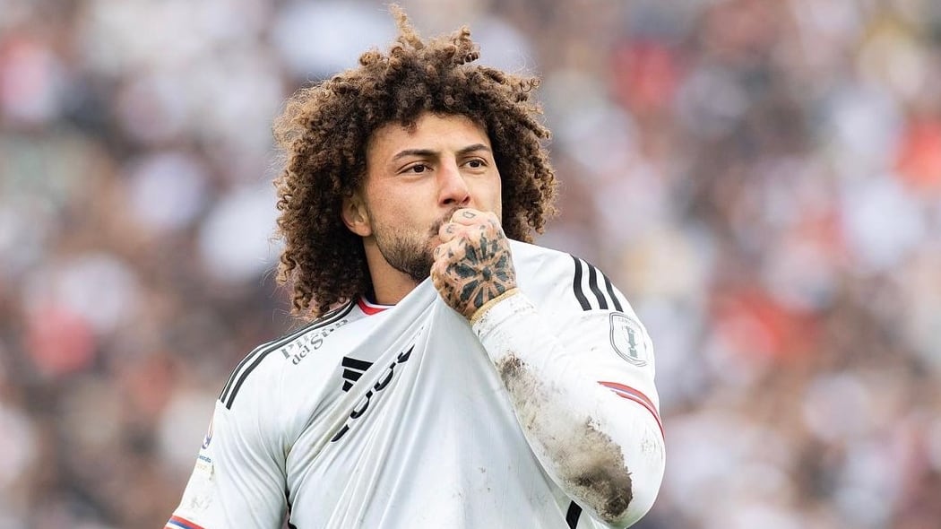 El representante del defensor uruguayo reveló los trámites que realiza el futbolista para conseguir la carta de nacionalización chilena.