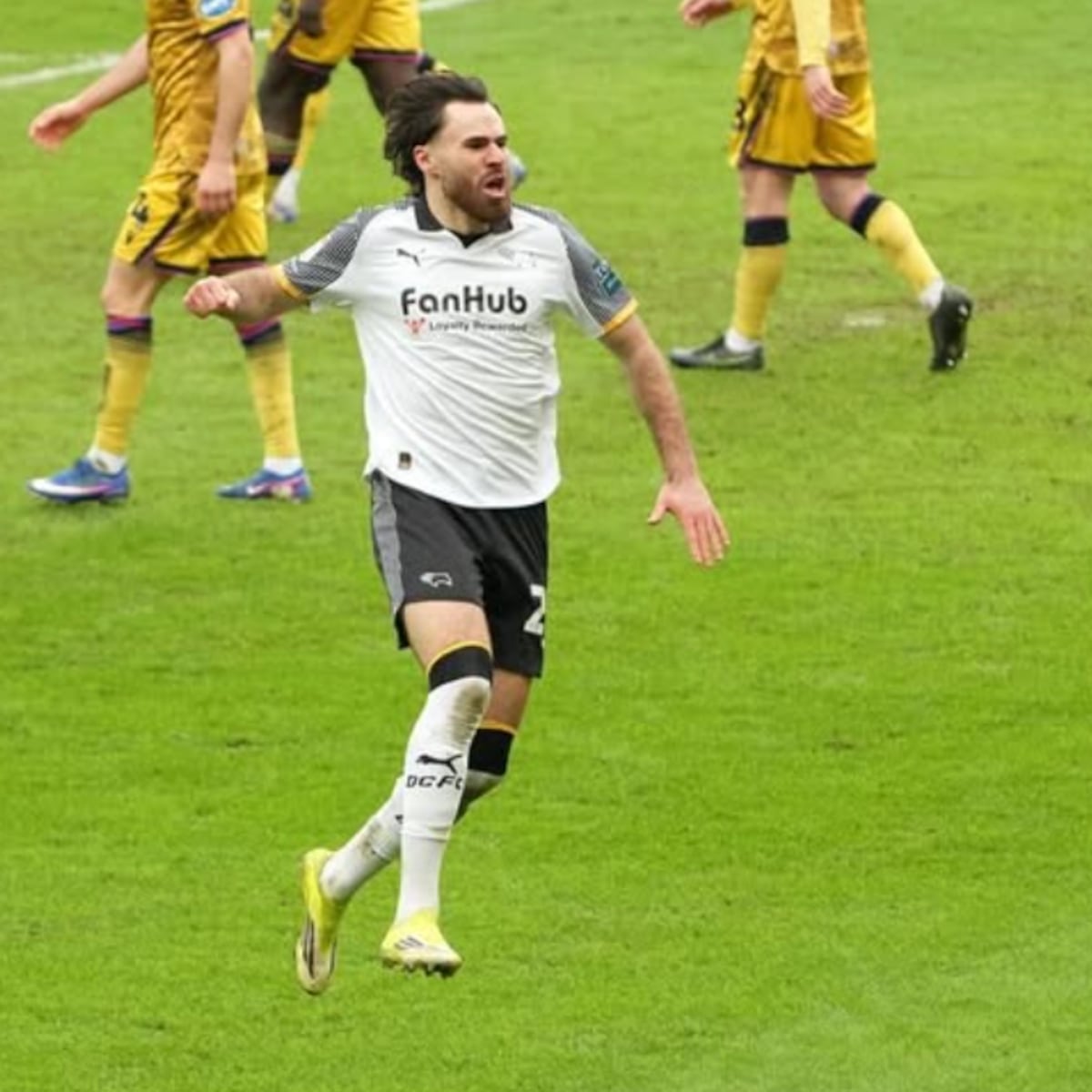 Ben Brereton se despide del Derby County tras no lograr el ascenso Ben Brereton se despide del Derby County tras no lograr el ascenso